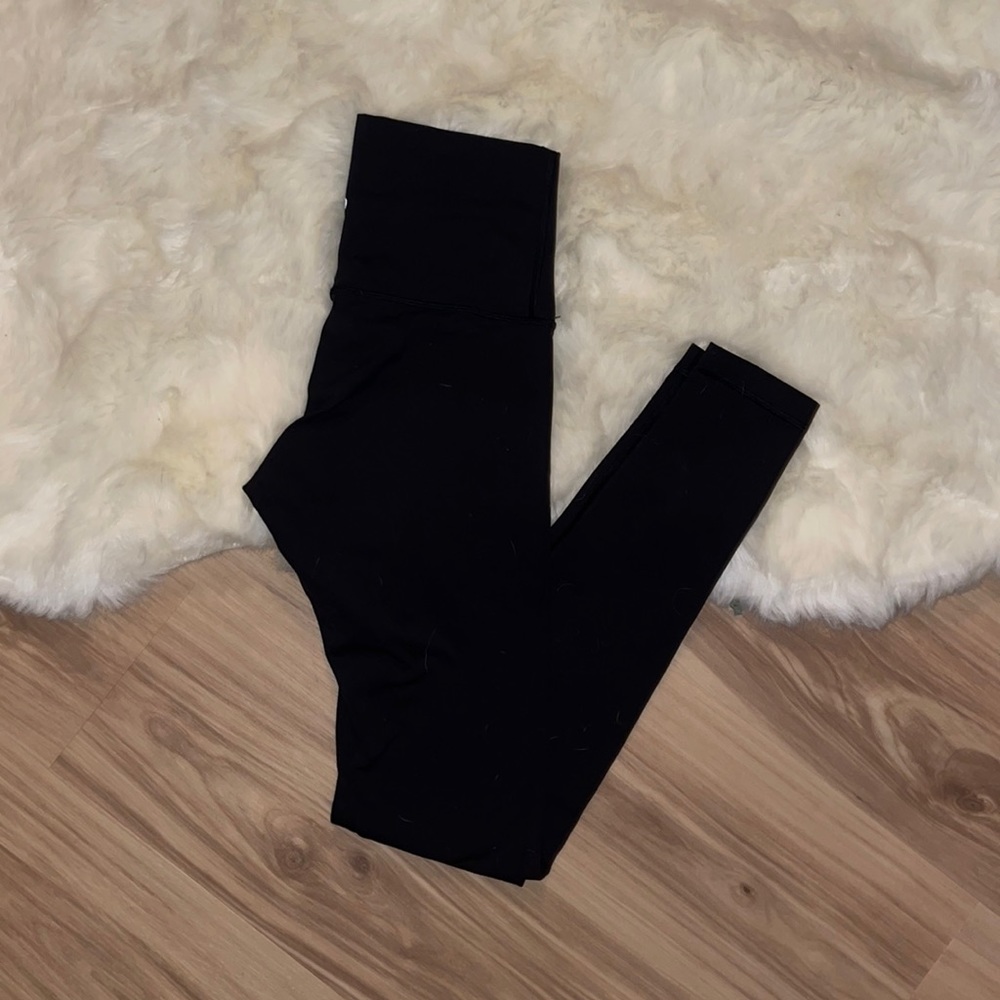 Lululemon Wunder Under 28” leggings